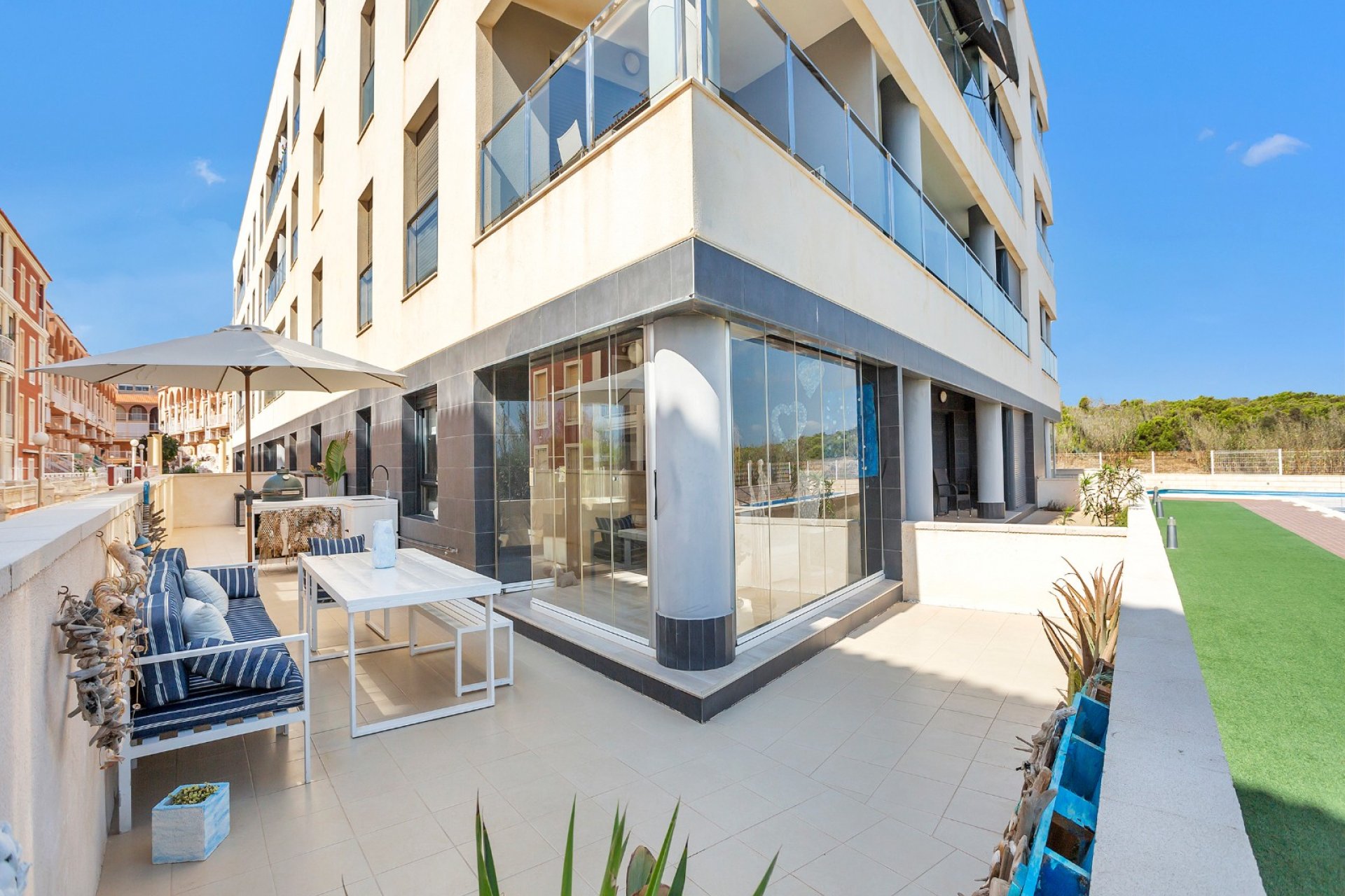 Resale - Apartment - La Mata