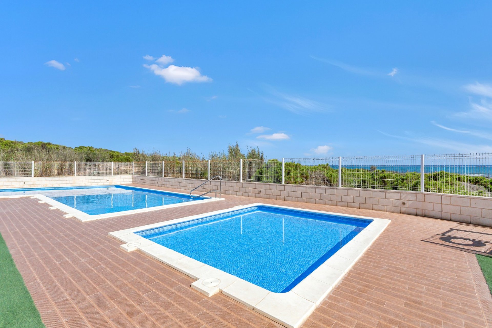 Resale - Apartment - La Mata