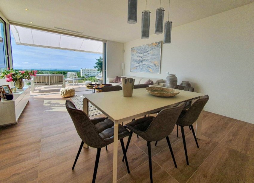 Resale - Apartment - Las Colinas - Las Colinas Golf