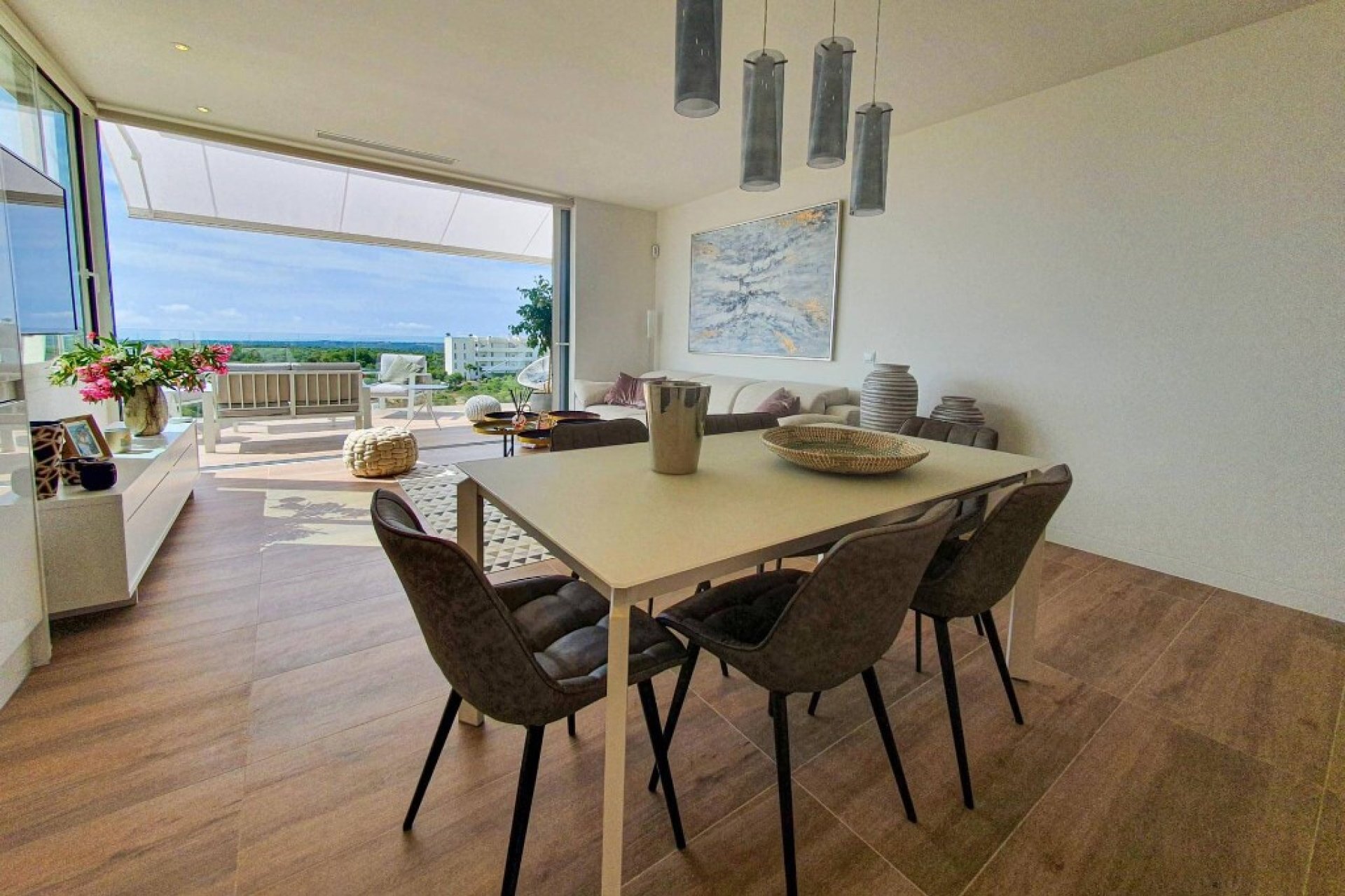 Resale - Apartment - Las Colinas - Las Colinas Golf