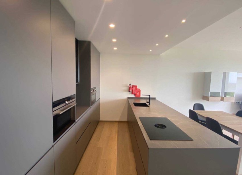 Resale - Apartment - Las Colinas - Las Colinas Golf