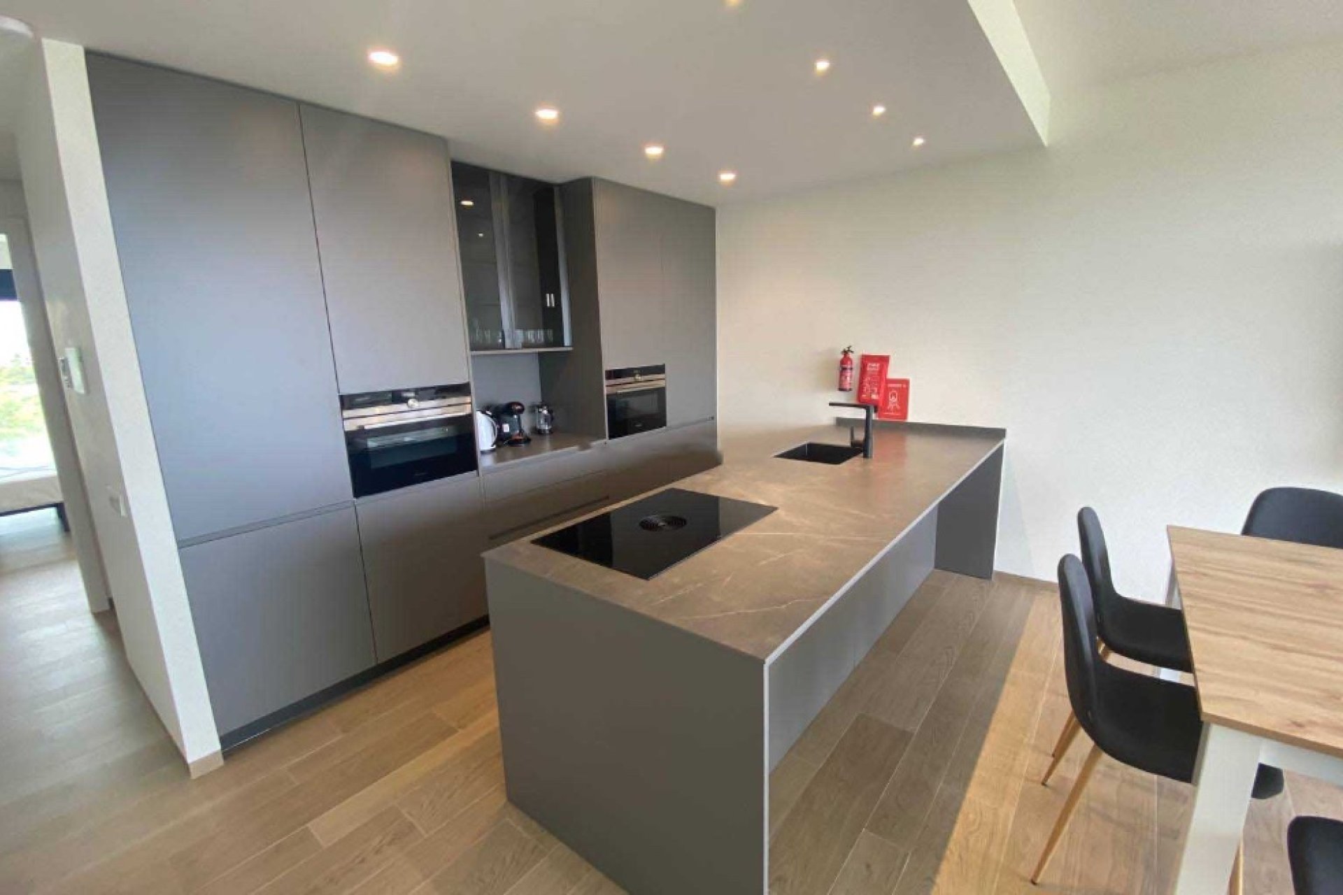 Resale - Apartment - Las Colinas - Las Colinas Golf