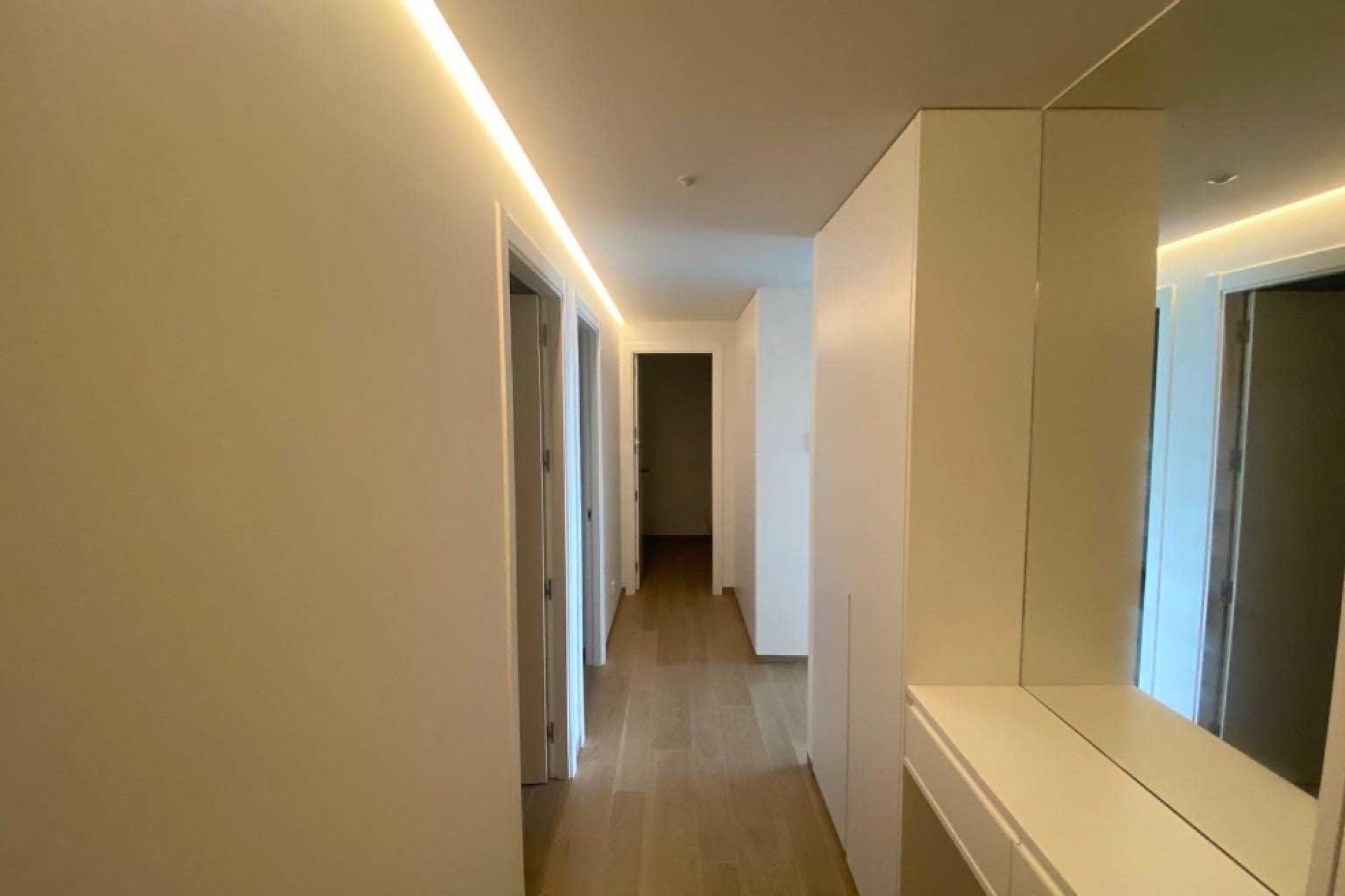 Resale - Apartment - Las Colinas - Las Colinas Golf