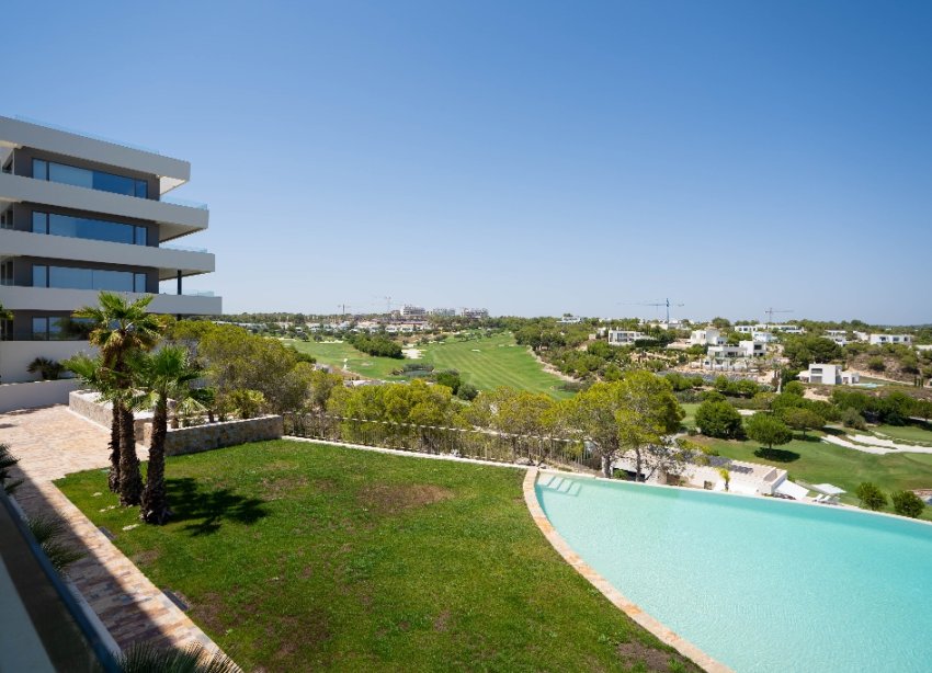 Resale - Apartment - Las Colinas - Las Colinas Golf