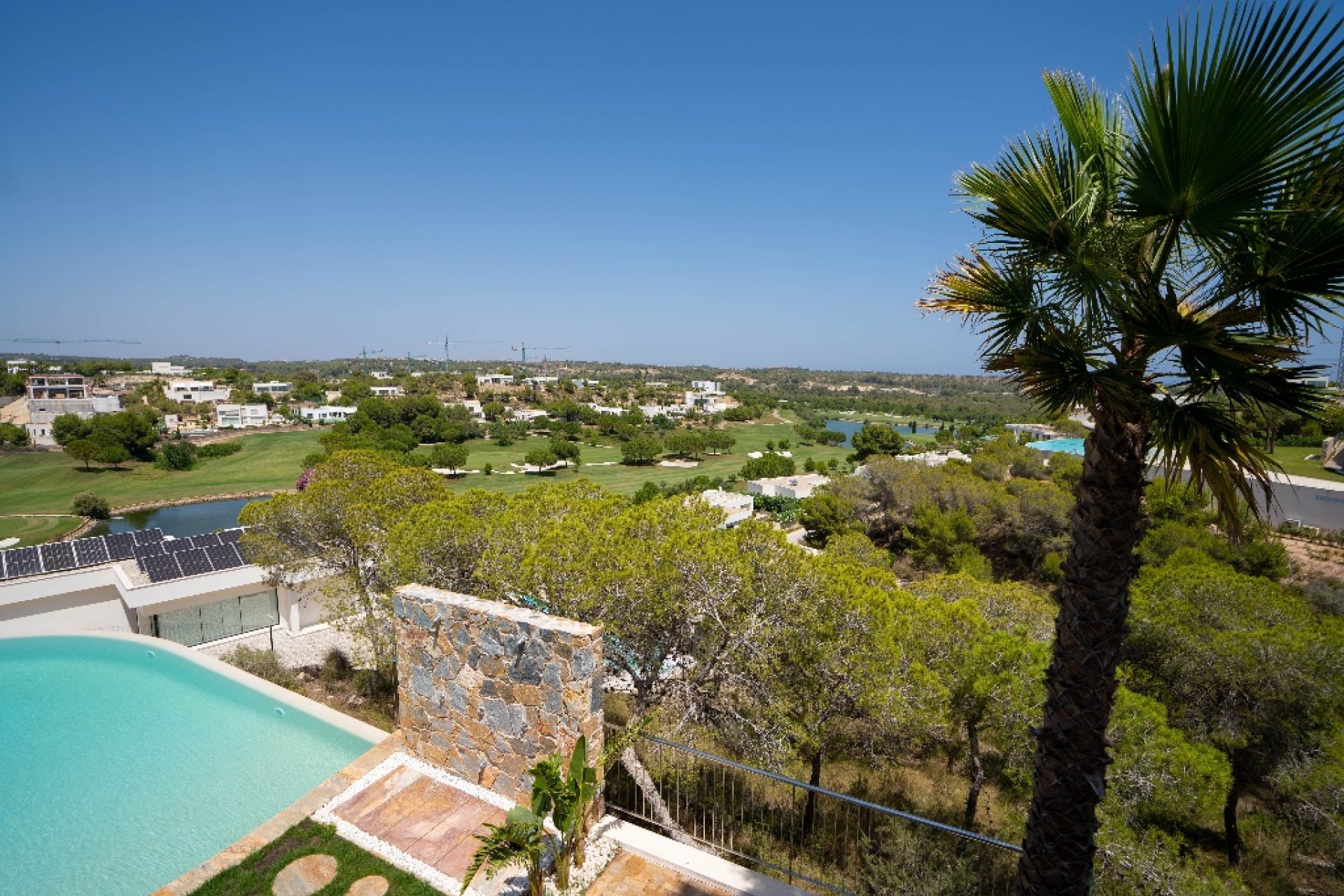 Resale - Apartment - Las Colinas - Las Colinas Golf