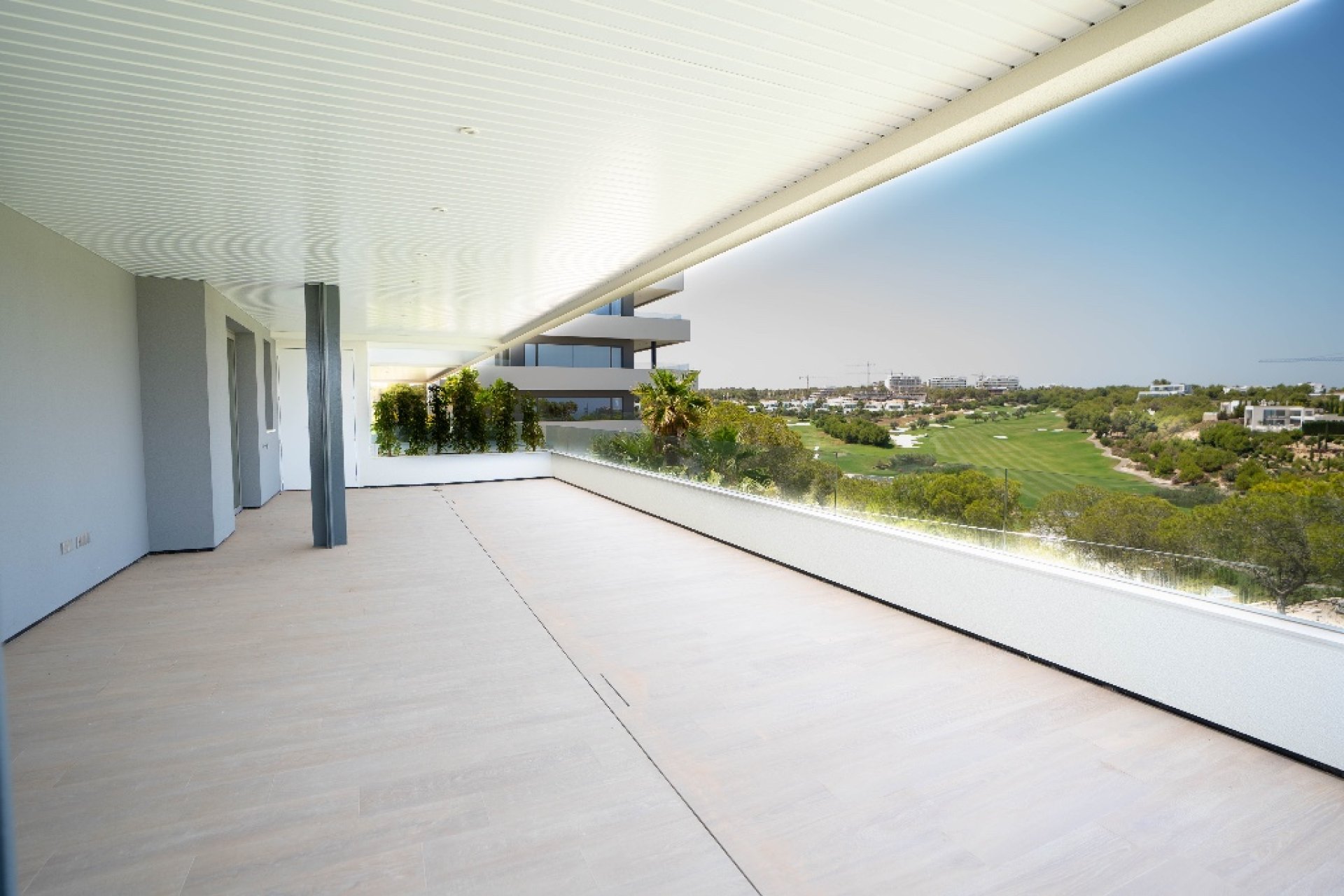 Resale - Apartment - Las Colinas - Las Colinas Golf