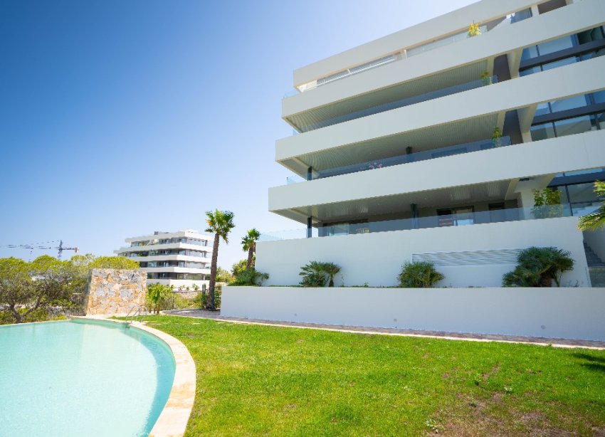 Resale - Apartment - Las Colinas - Las Colinas Golf