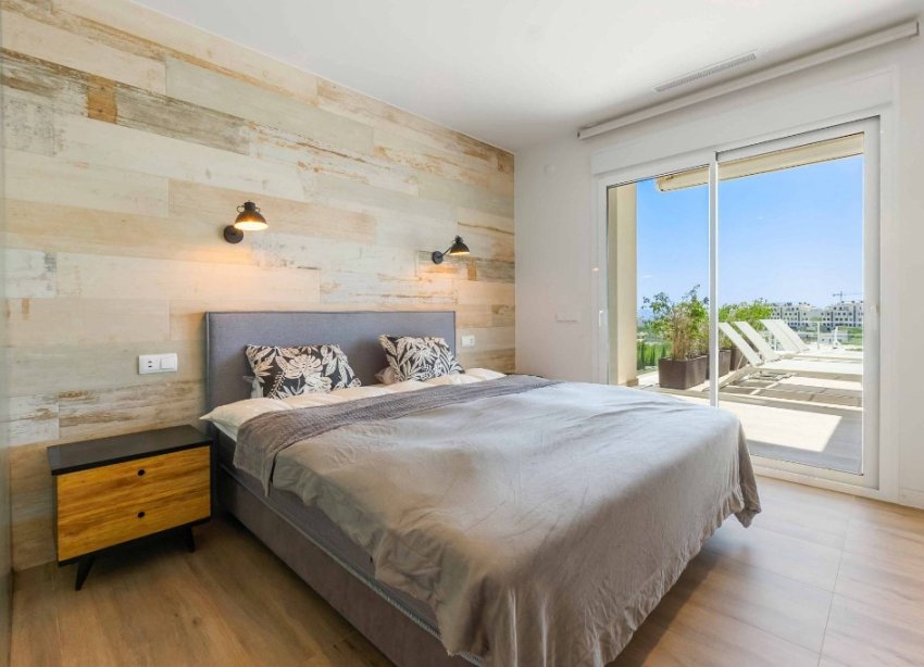 Resale - Apartment - Las Colinas - Las Colinas Golf