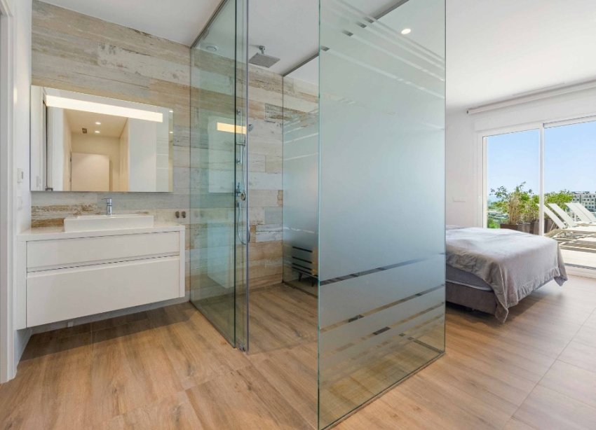 Resale - Apartment - Las Colinas - Las Colinas Golf