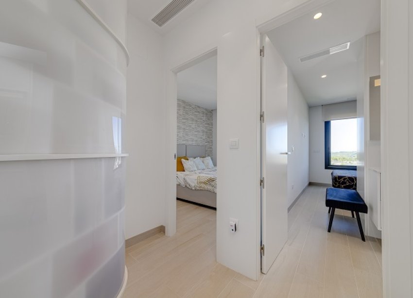 Resale - Apartment - Las Colinas - Las Colinas Golf