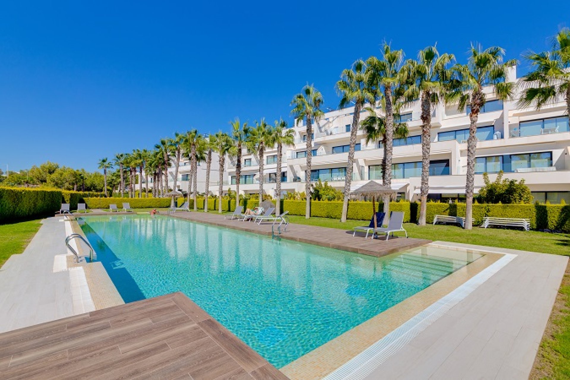 Resale - Apartment - Las Colinas - Las Colinas Golf