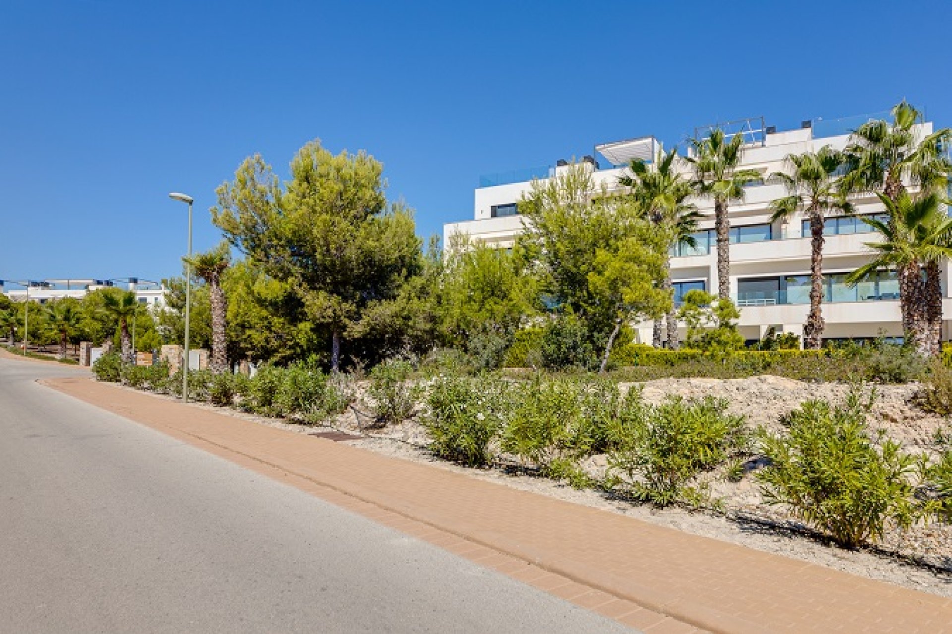 Resale - Apartment - Las Colinas - Las Colinas Golf