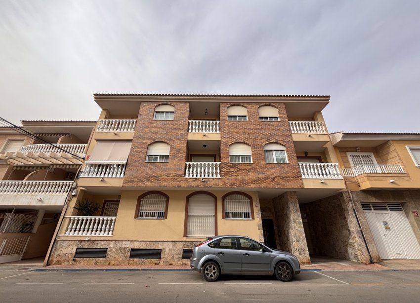 Resale - Apartment - Lo Pagan
