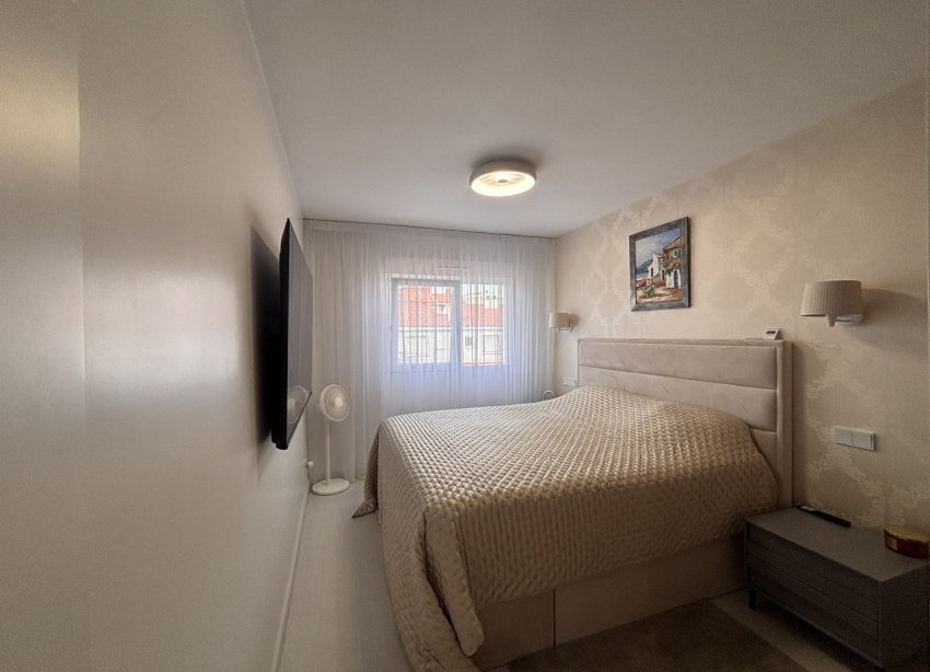 Resale - Apartment - Lo Pagan