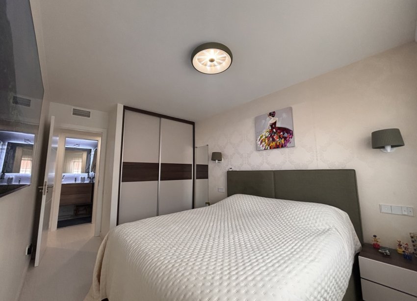 Resale - Apartment - Lo Pagan