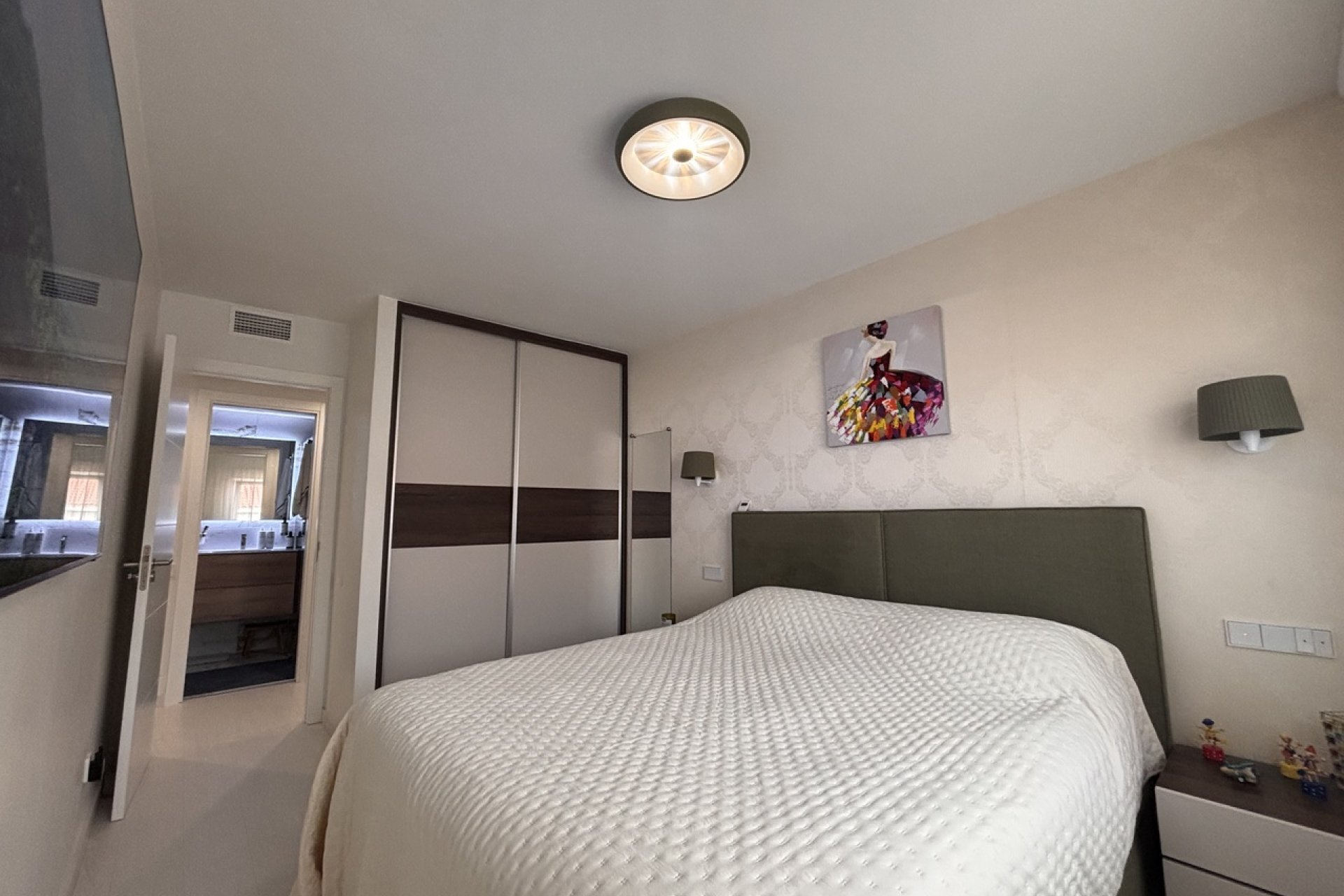 Resale - Apartment - Lo Pagan