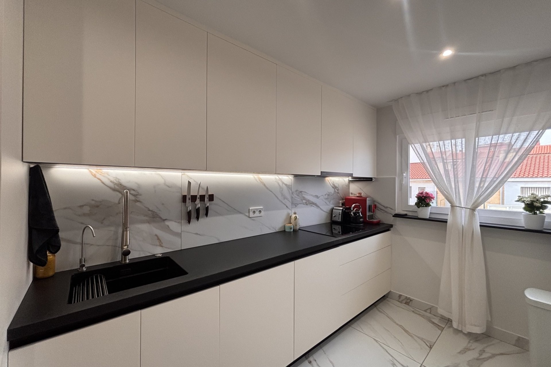 Resale - Apartment - Lo Pagan