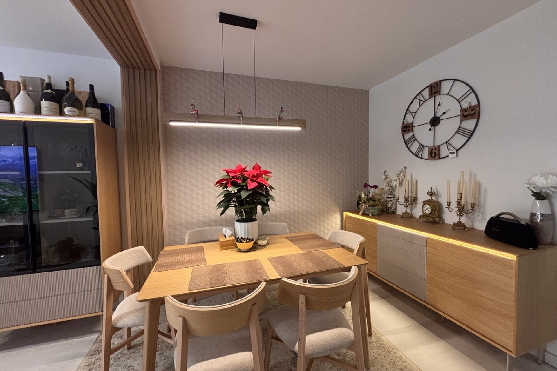 Resale - Apartment - Lo Pagan