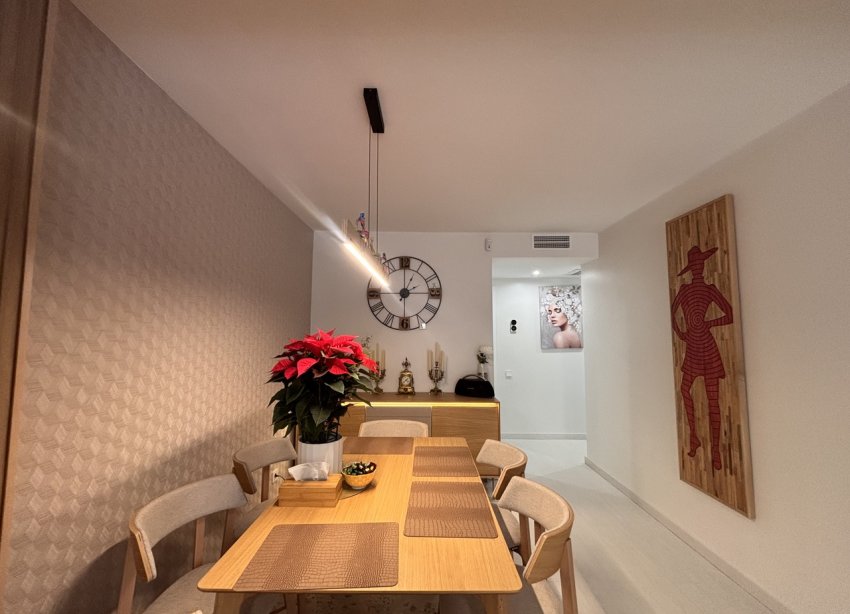 Resale - Apartment - Lo Pagan