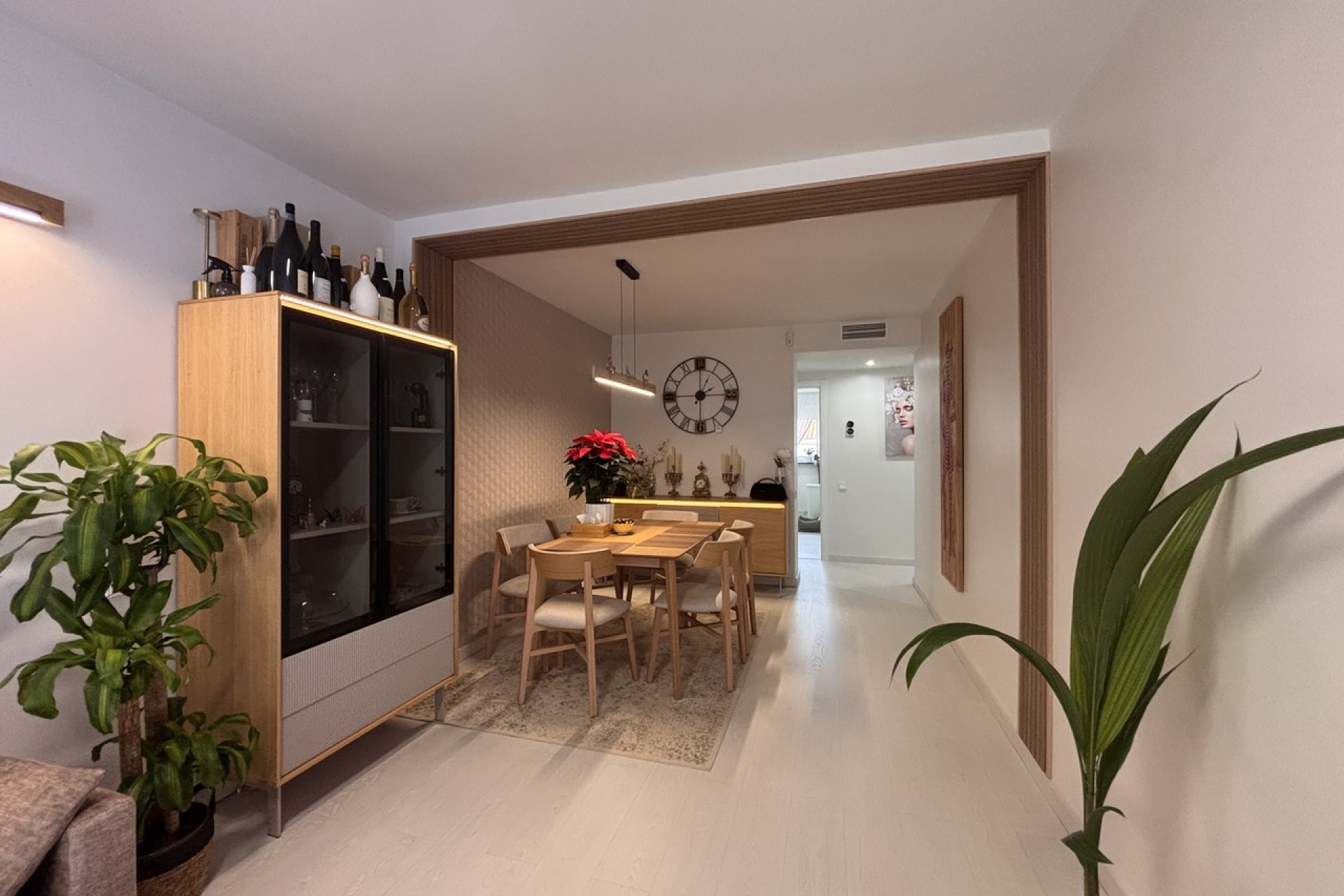 Resale - Apartment - Lo Pagan