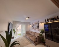 Resale - Apartment - Lo Pagan
