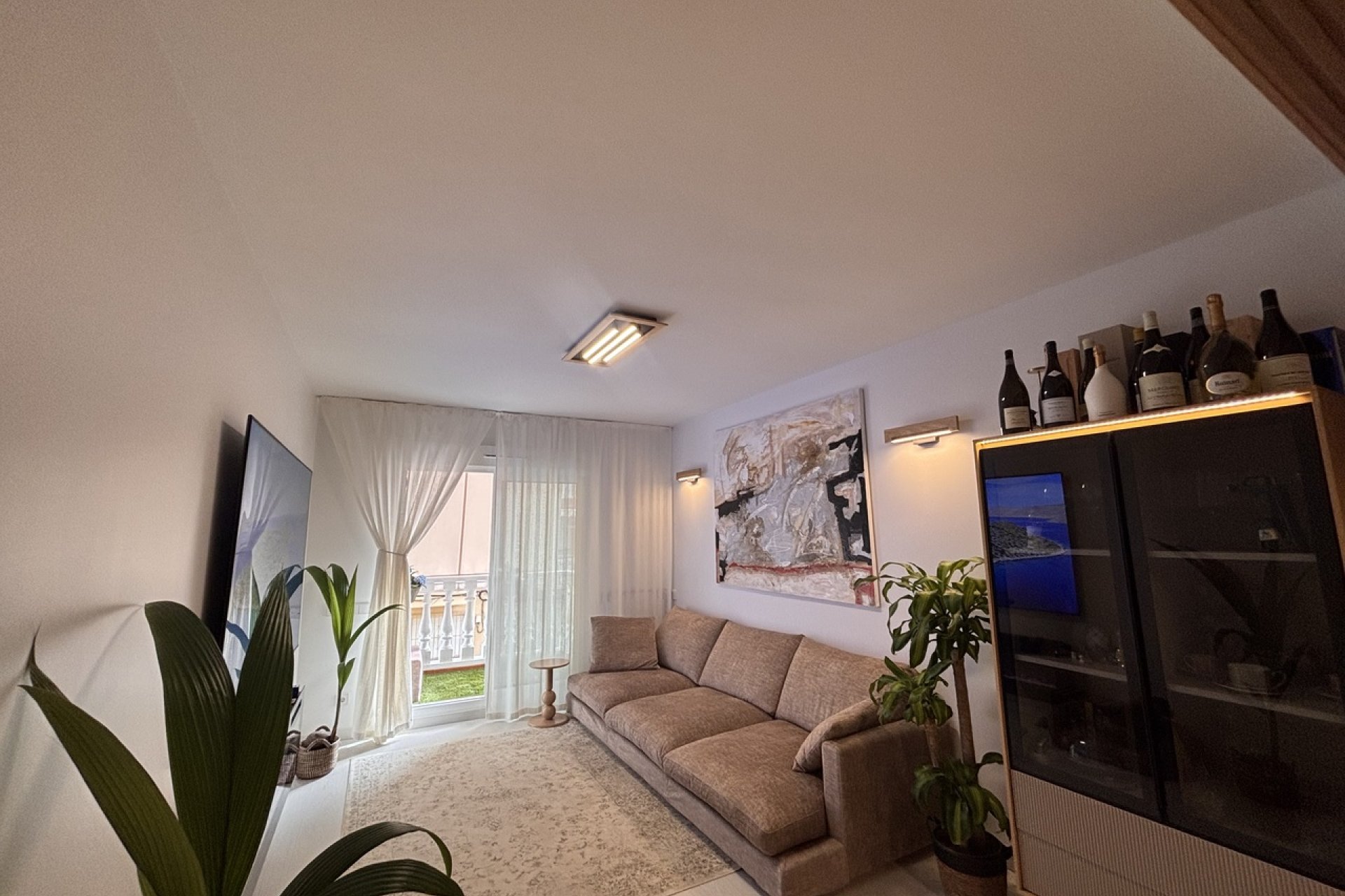 Resale - Apartment - Lo Pagan