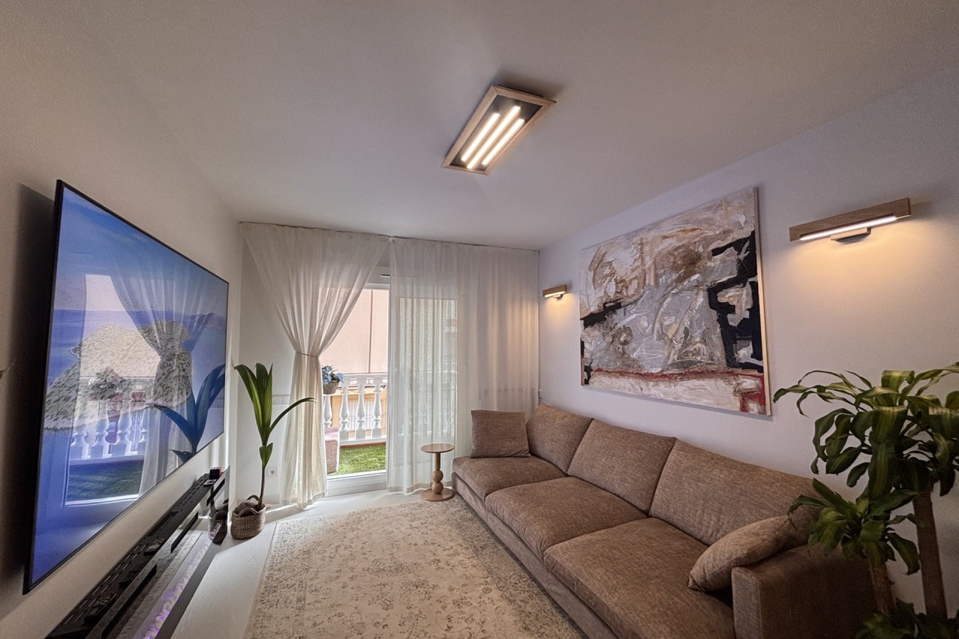 Resale - Apartment - Lo Pagan