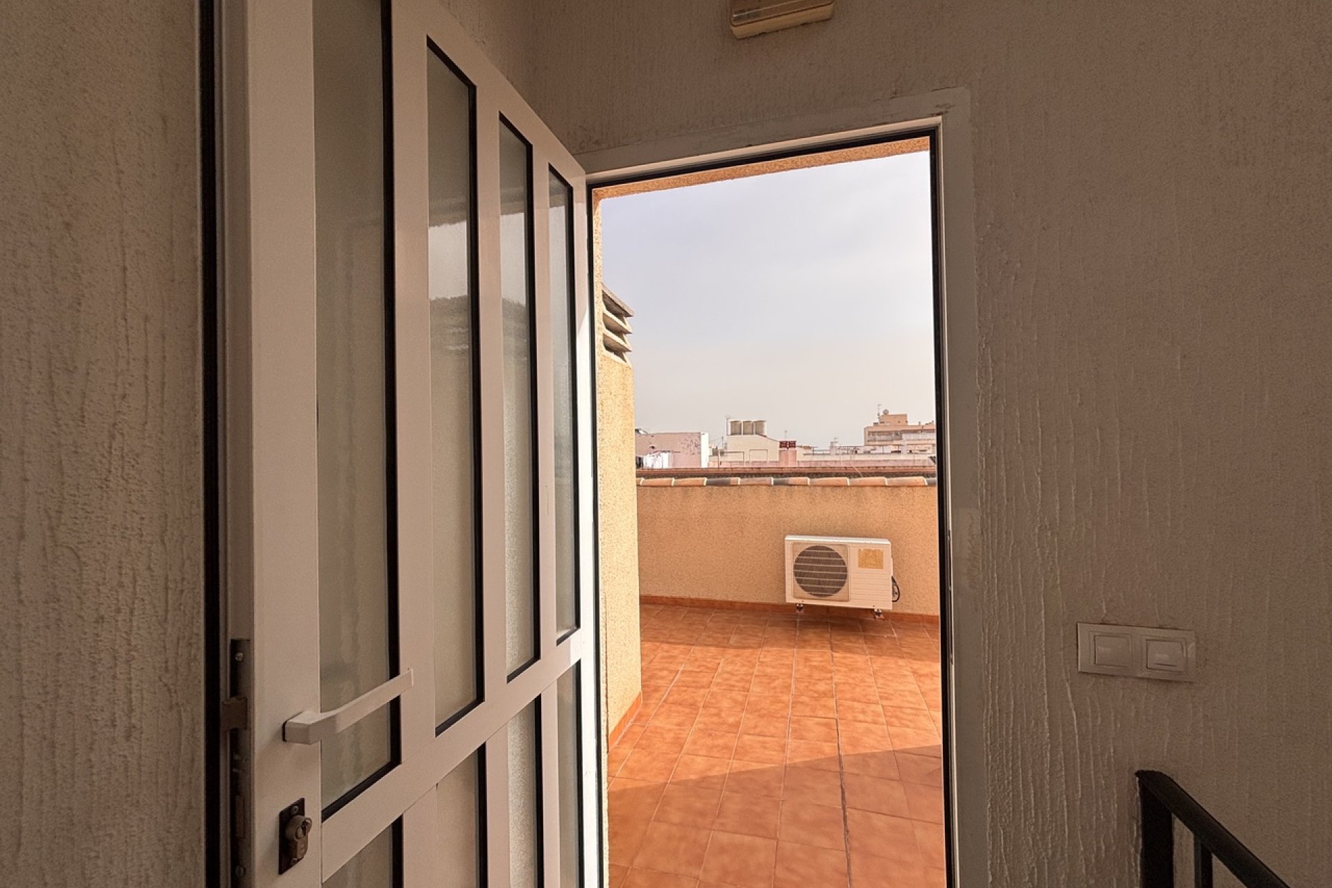 Resale - Apartment - Lo Pagan