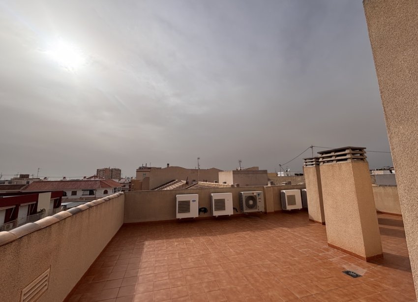 Resale - Apartment - Lo Pagan