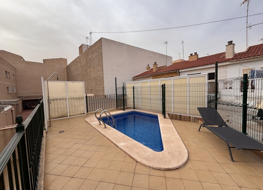 Resale - Apartment - Lo Pagan