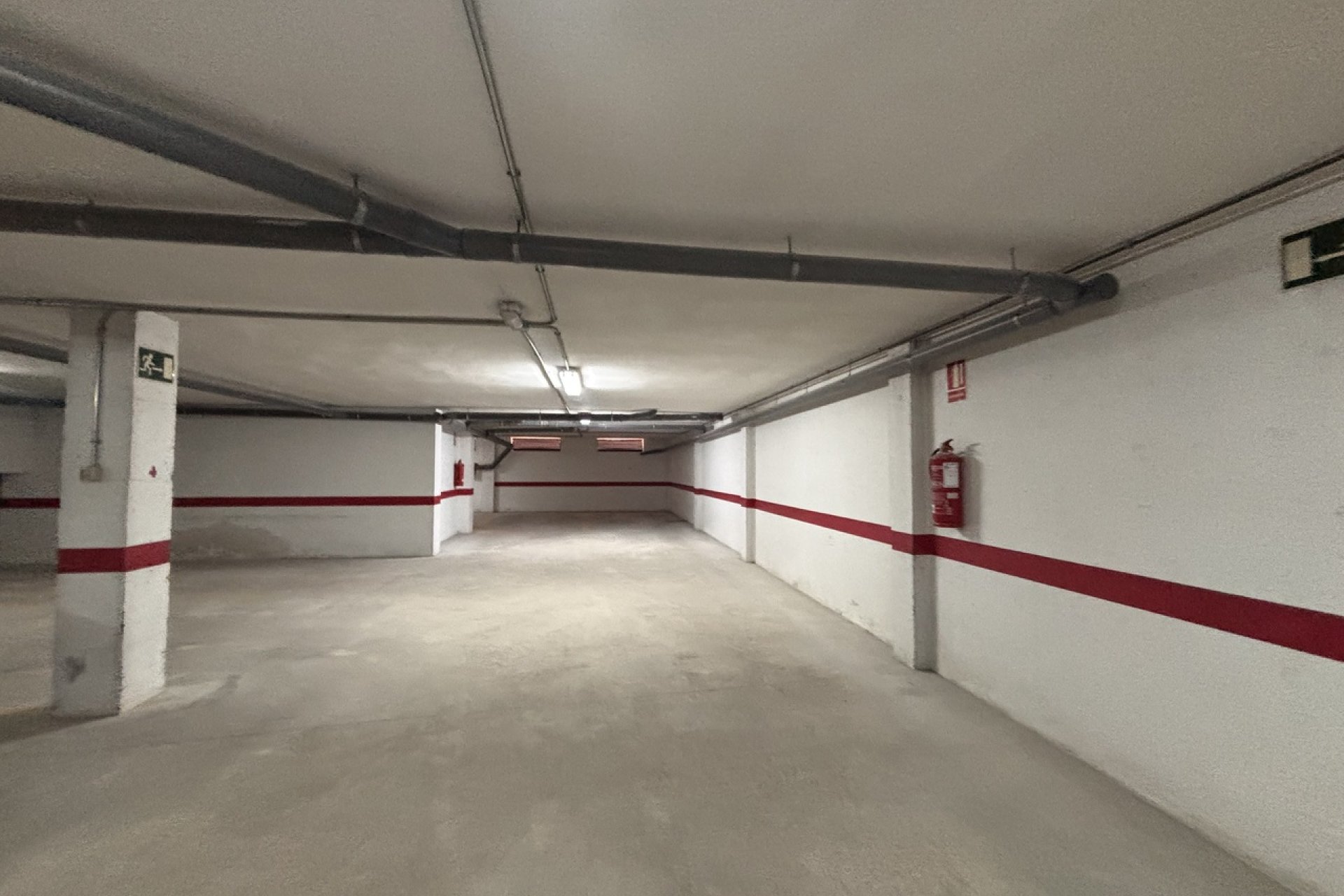 Resale - Apartment - Lo Pagan