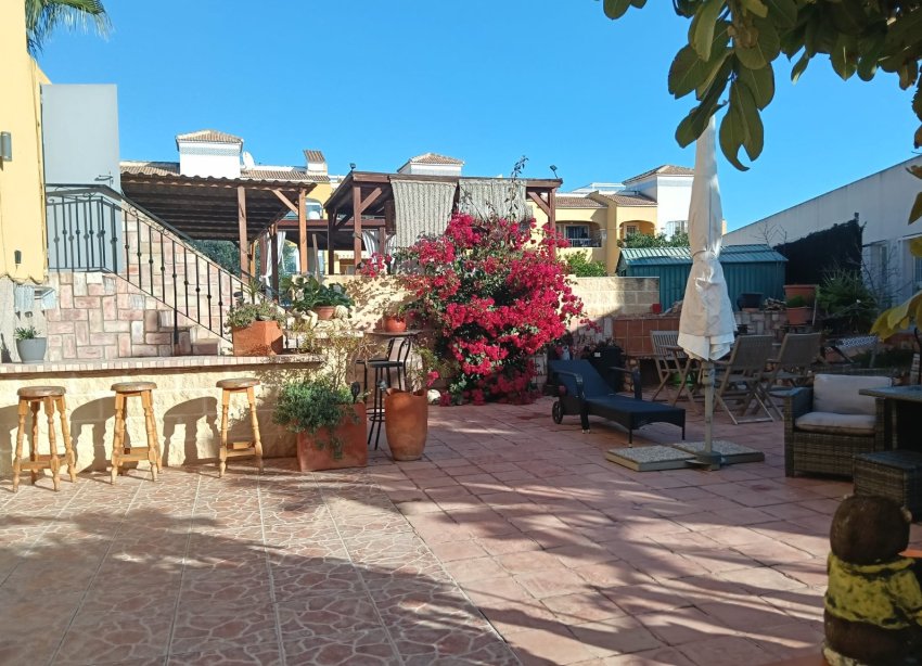 Resale - Apartment - Los Montesinos - La Herrada