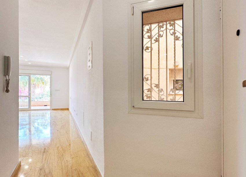 Resale - Apartment - Orihuela Costa - Agua Marina