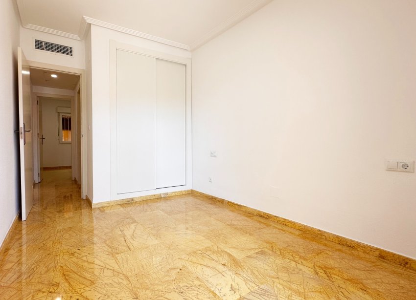 Resale - Apartment - Orihuela Costa - Agua Marina