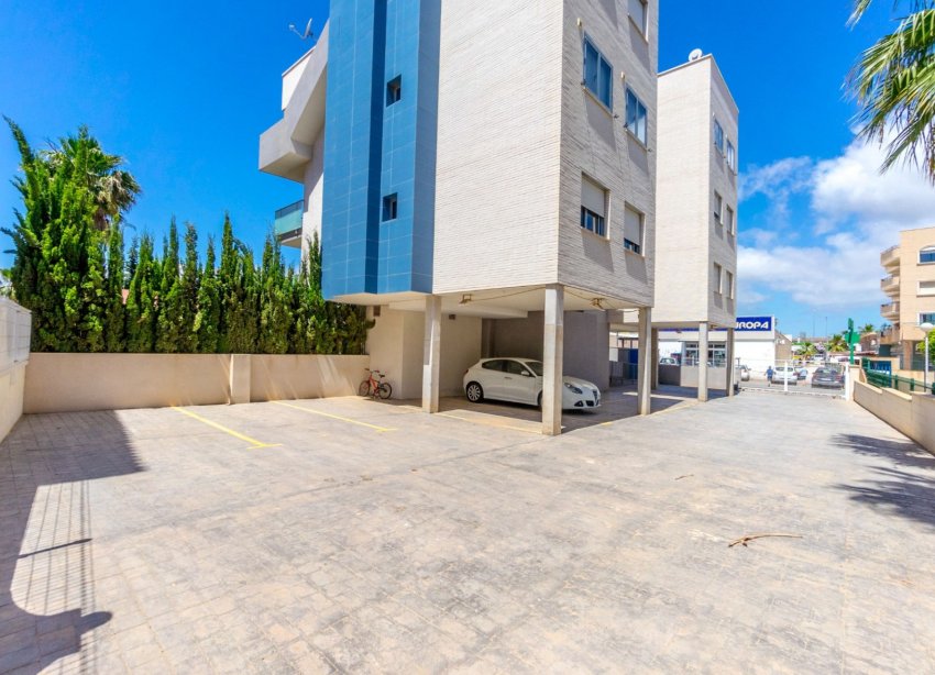 Resale - Apartment - Orihuela Costa - Aguamarina