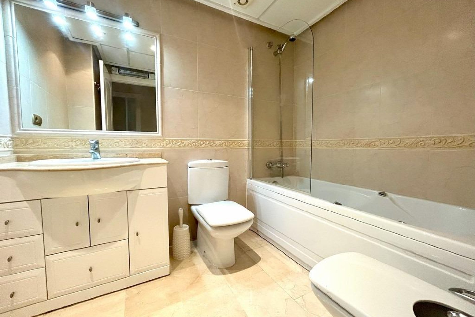 Resale - Apartment - Orihuela Costa - Aguamarina