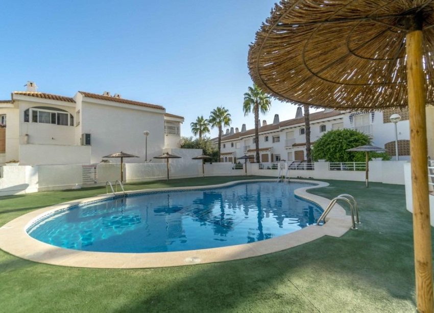 Resale - Apartment - Orihuela Costa - Aguamarina