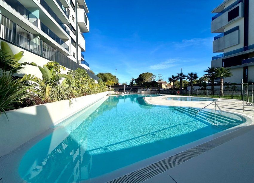 Resale - Apartment - Orihuela Costa - Altos de Campoamor