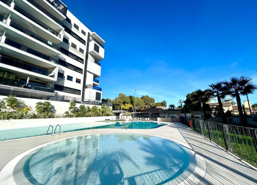 Resale - Apartment - Orihuela Costa - Altos de Campoamor