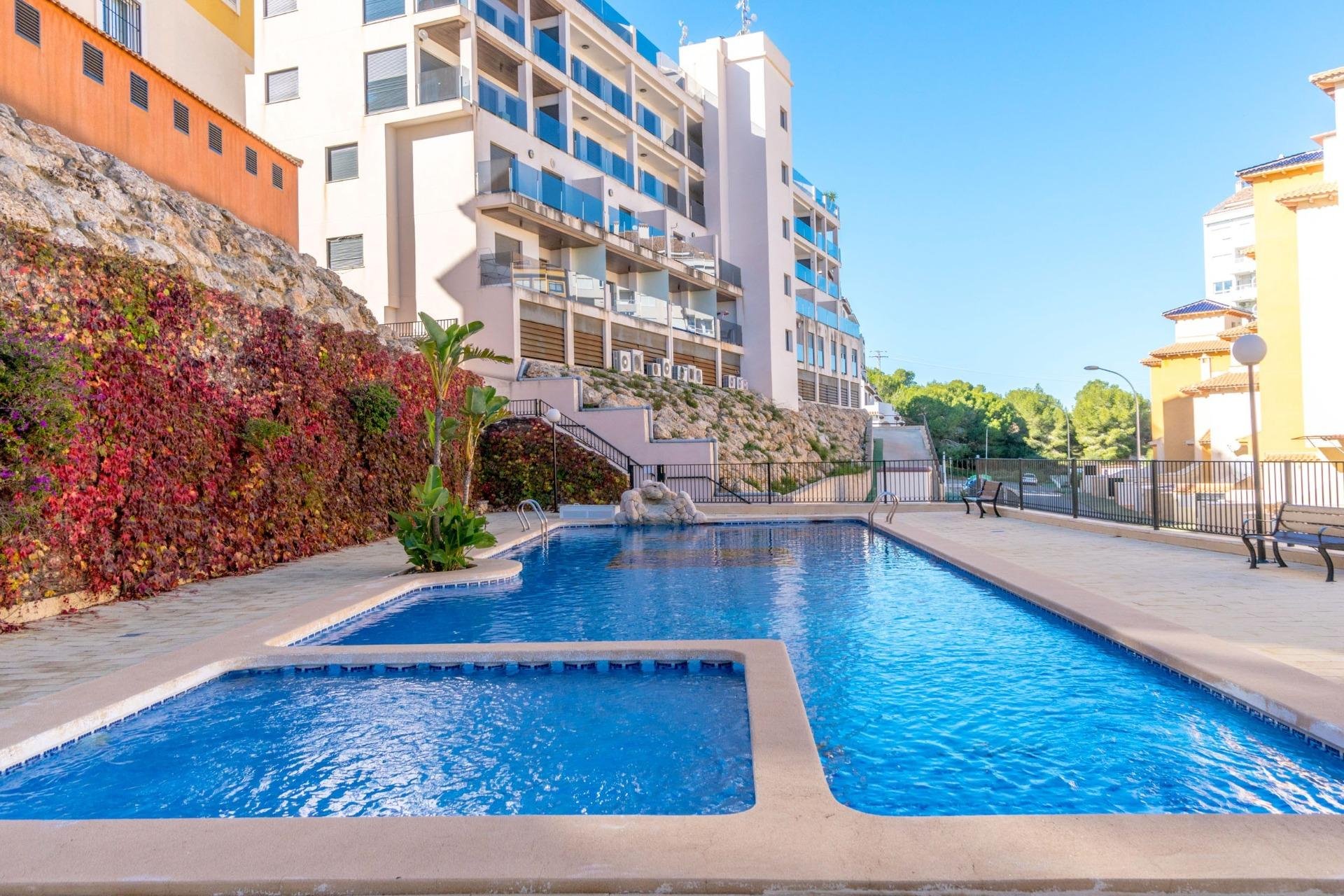 Resale - Apartment - Orihuela Costa - Altos de Campoamor