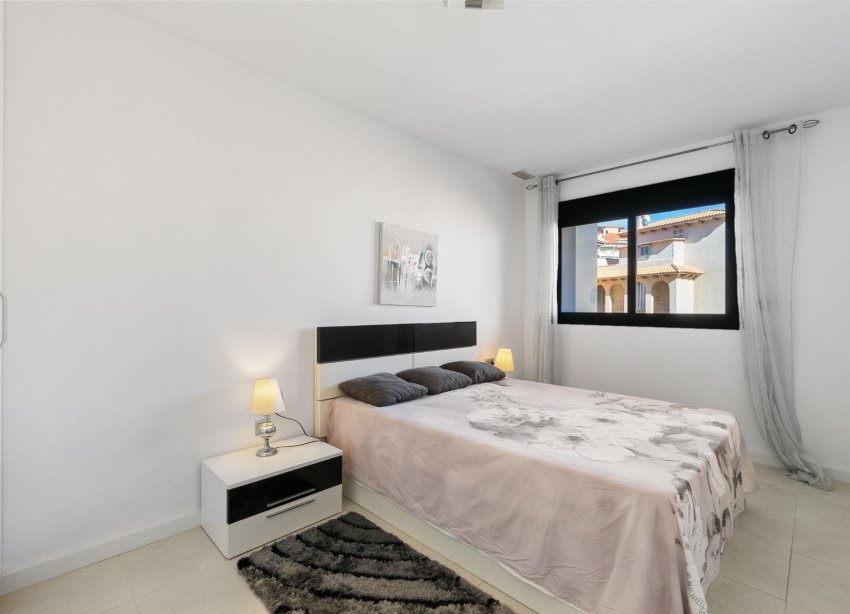 Resale - Apartment - Orihuela Costa - Altos de Campoamor