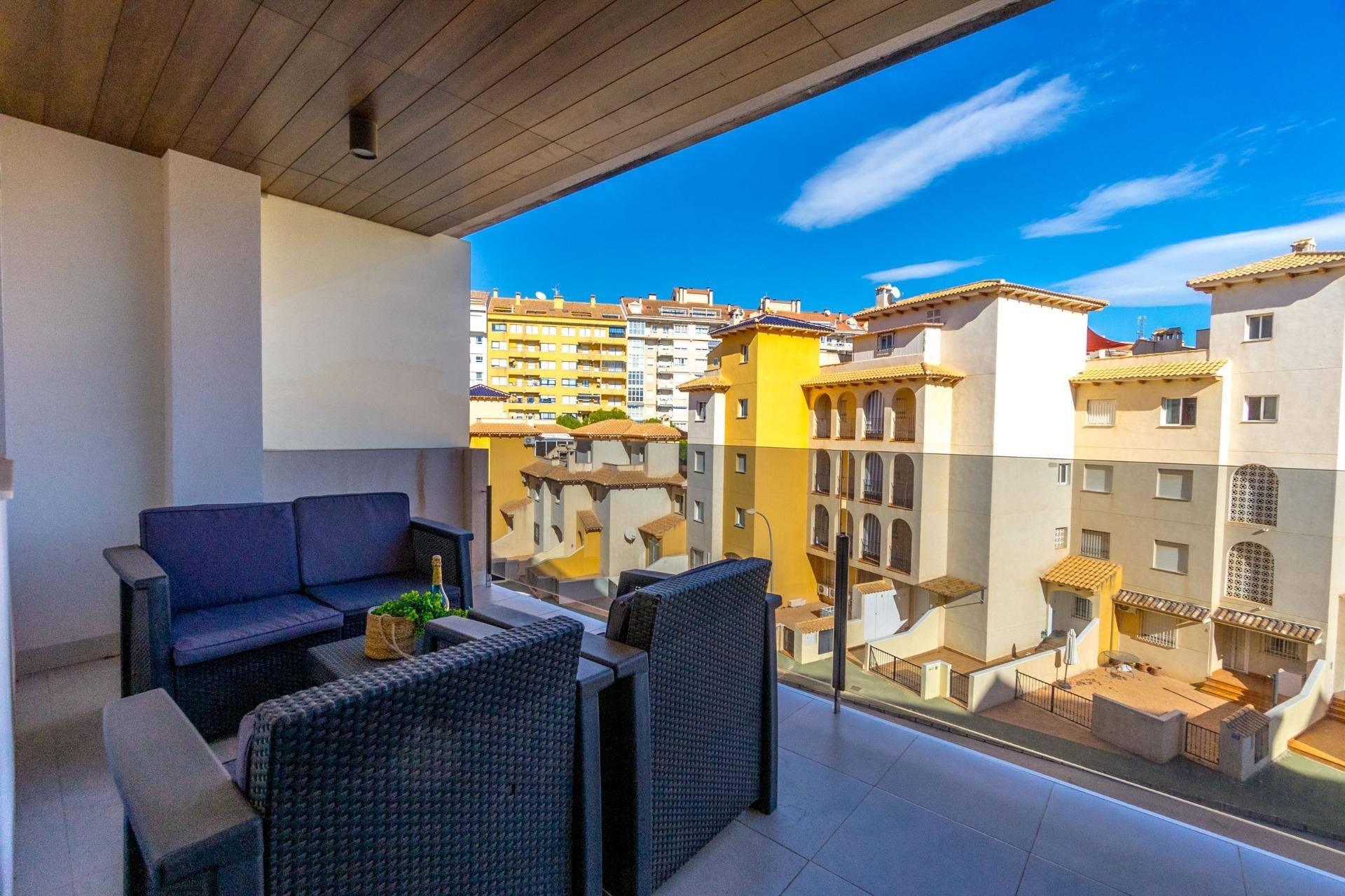 Resale - Apartment - Orihuela Costa - Altos de Campoamor