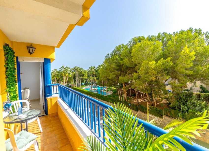 Resale - Apartment - Orihuela Costa - Altos de Campoamor