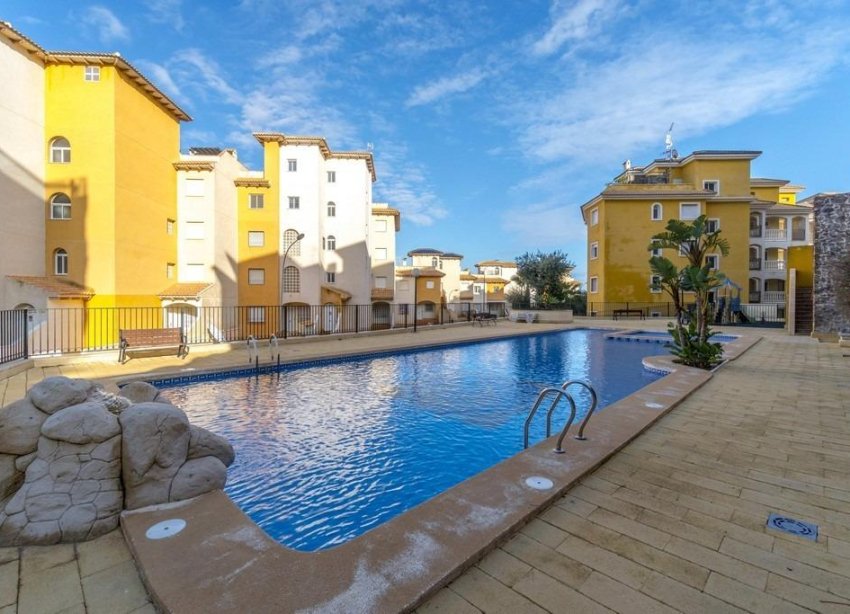 Resale - Apartment - Orihuela Costa - Altos de Campoamor