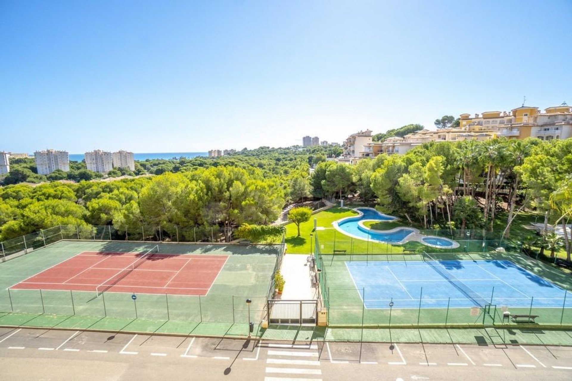 Resale - Apartment - Orihuela Costa - Altos de Campoamor