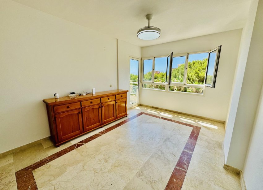 Resale - Apartment - Orihuela Costa - Altos de Campoamor