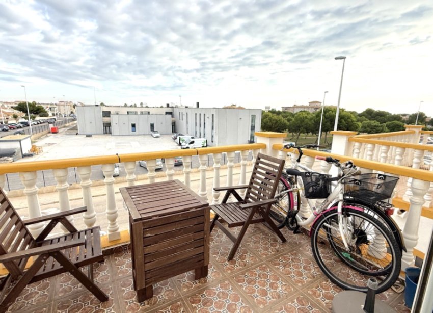 Resale - Apartment - Orihuela - Costa Blanca Sur