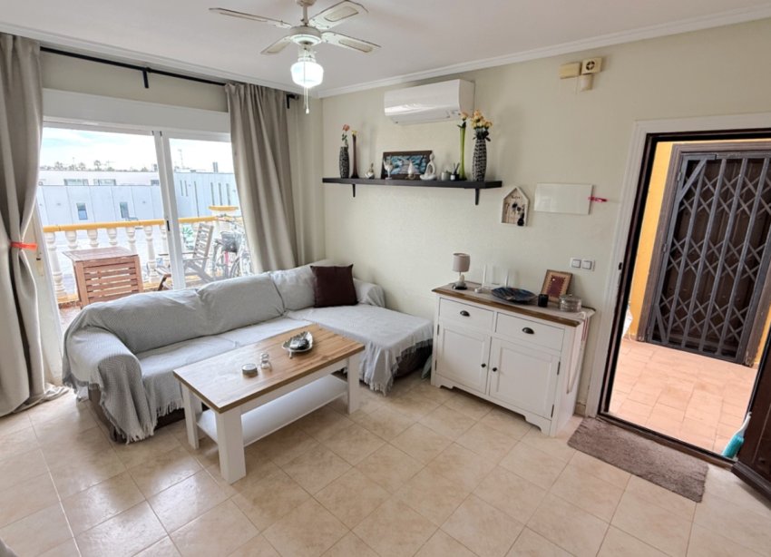 Resale - Apartment - Orihuela - Costa Blanca Sur