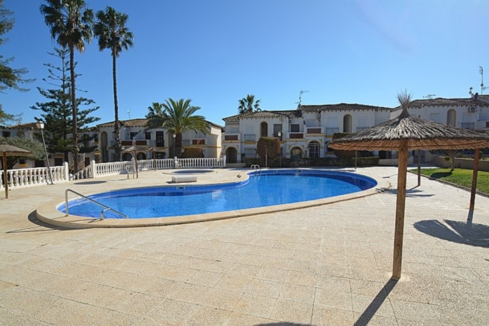 Resale - Apartment - Orihuela Costa - Blue Lagoon