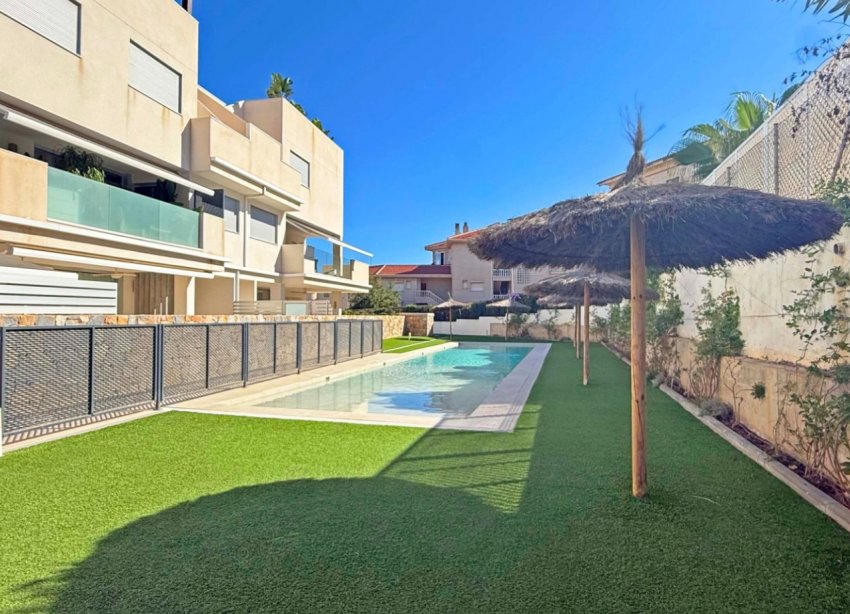 Resale - Apartment - Orihuela Costa - Cabo de Palos